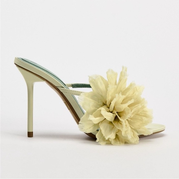 SOLD- Cream and Green Heels with Delicate Straps and Sparkling Embellishments - Picture 2 of 5